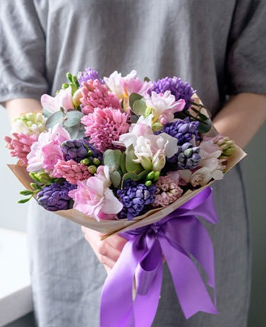 Бесплатная доставка цветов в Петрове Вале